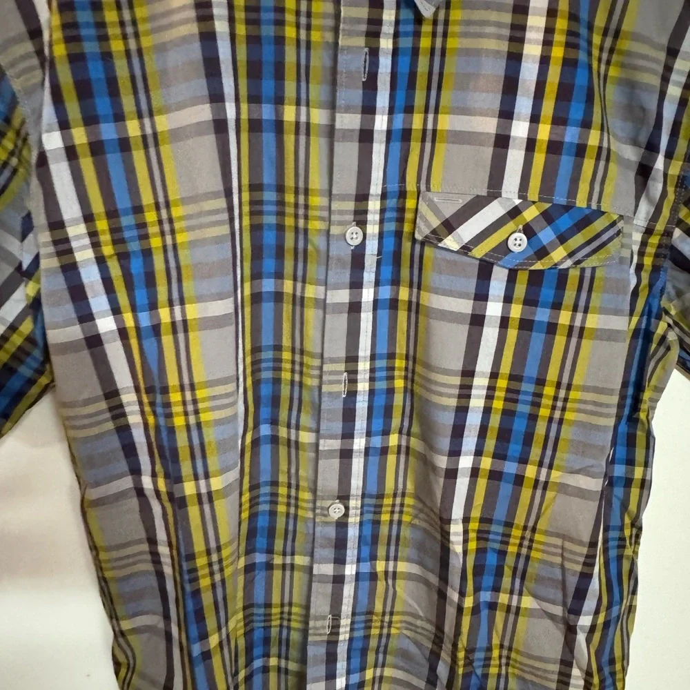 Mountain Hardwear Plaid Shirt - Picture 2 of 4